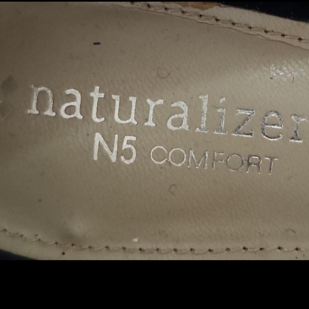 Comfortable Shoe - image 3